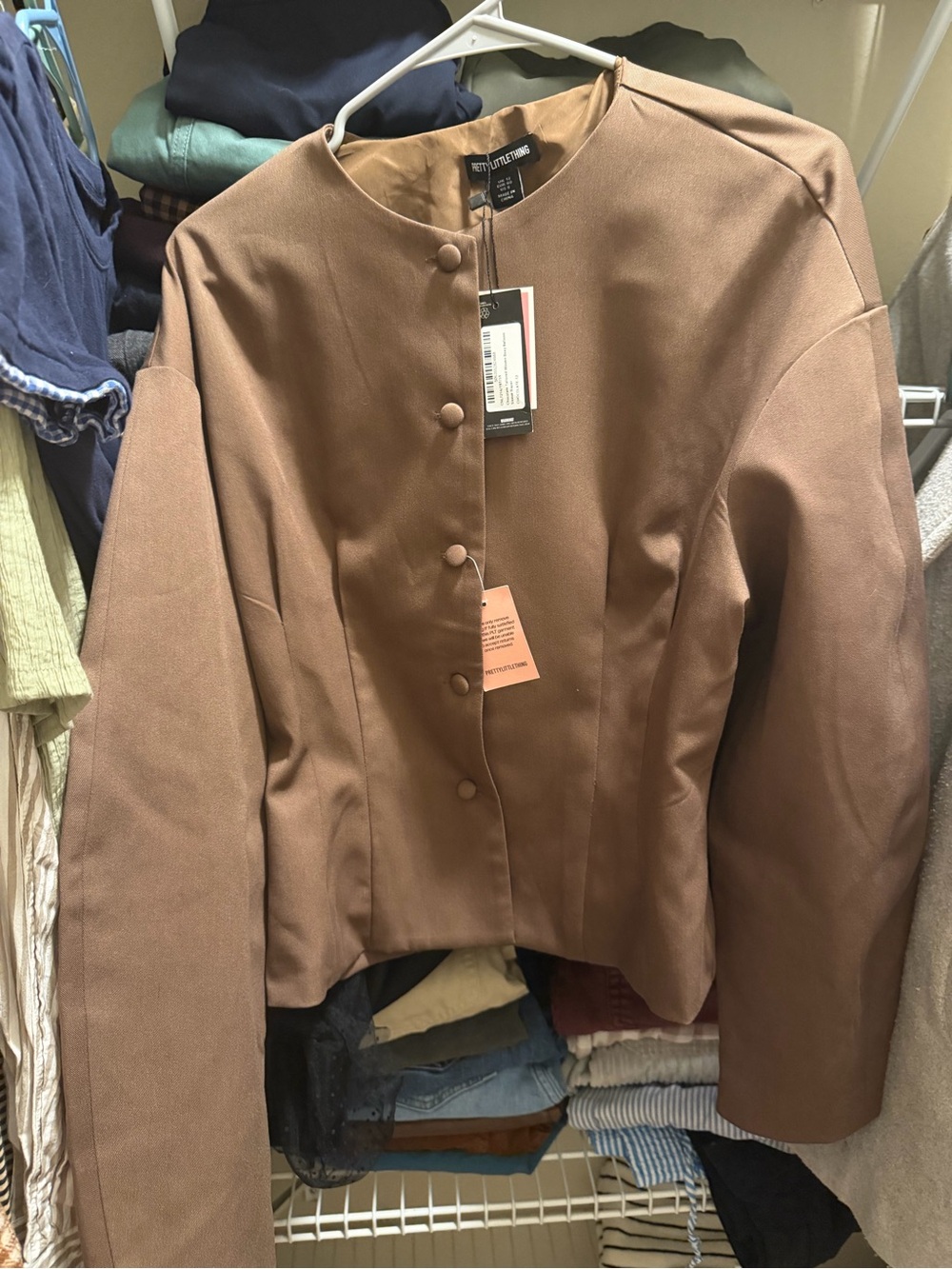 PrettyLittleThing Brown Button-Front Cropped Blazer